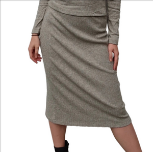 🇨🇦 Marigold - High-waisted straight skirt Gaya - Large - Green